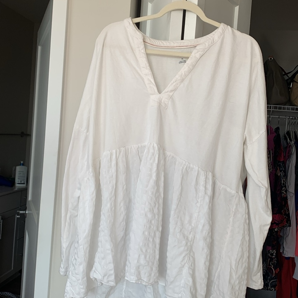 PILCRO by Anthropologie white long sleeve v-neck shirt Size XL